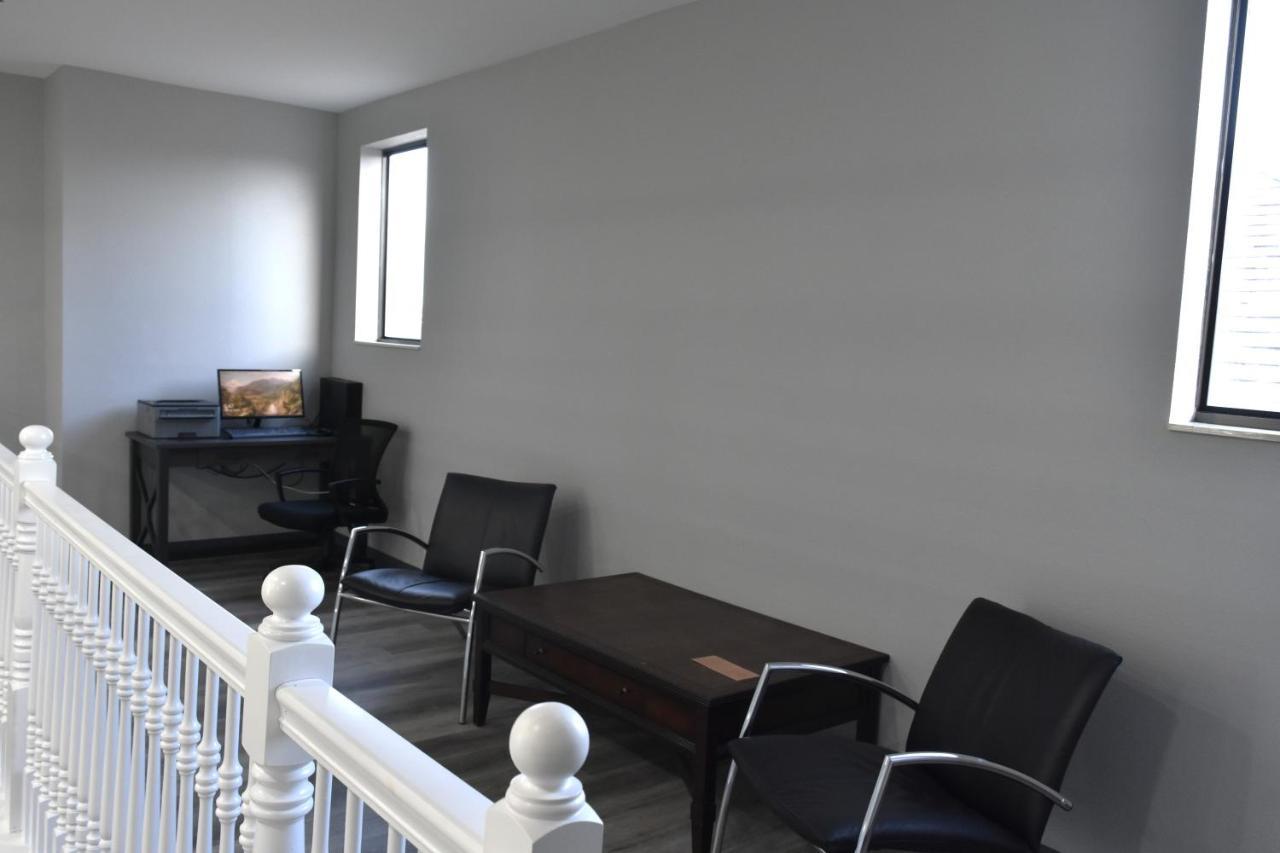 Quality Inn & Suites Brooks Louisville South エクステリア 写真